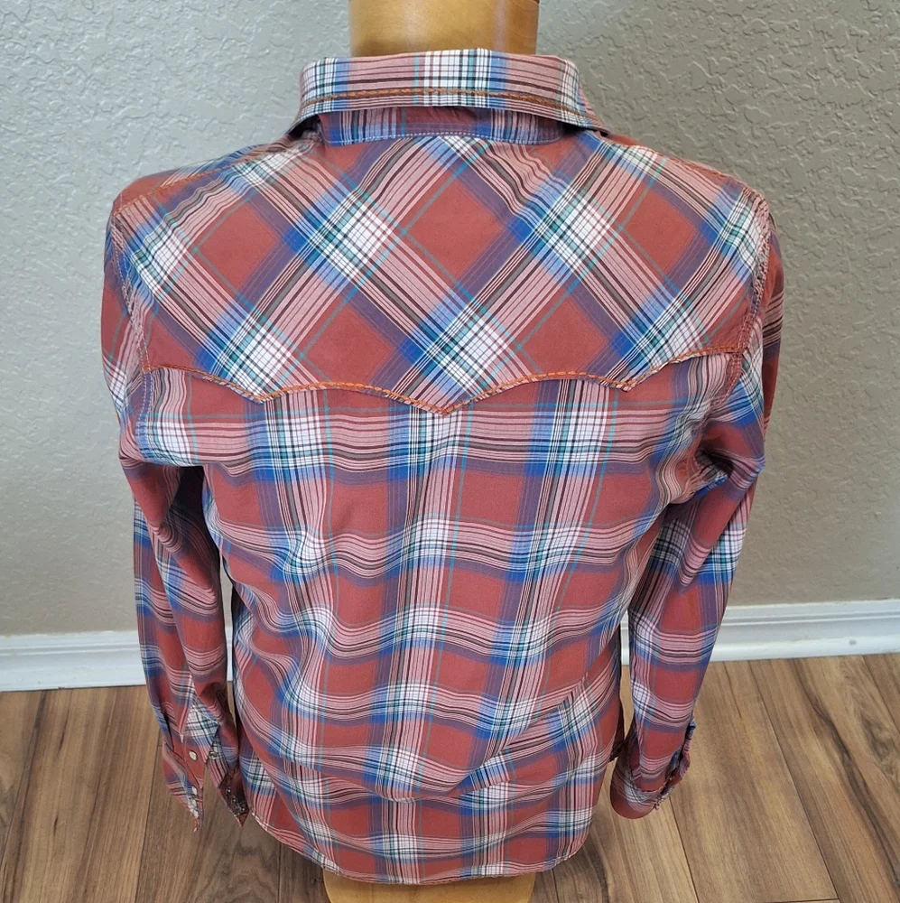 True Religion EUC snap down shirt